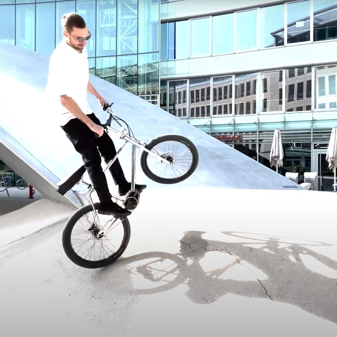EINS BIKE FREEDOM MACHINE BYRON BAY
